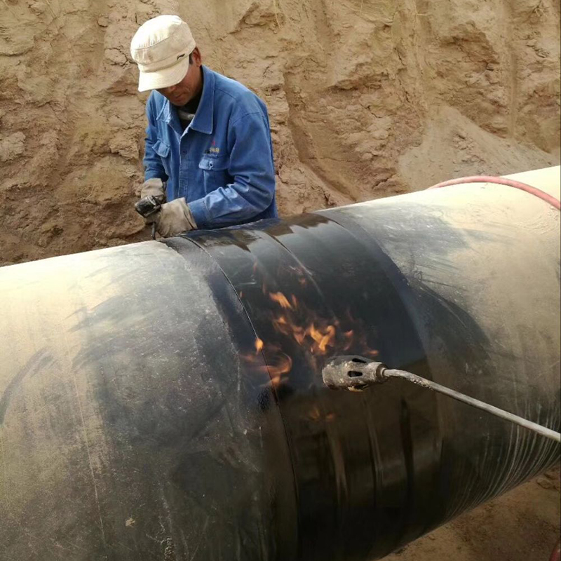 Conduite d'eau à manchon thermorétractable à basse température